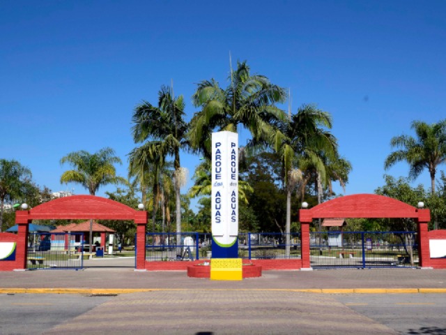 Imagem da frente parque das águas